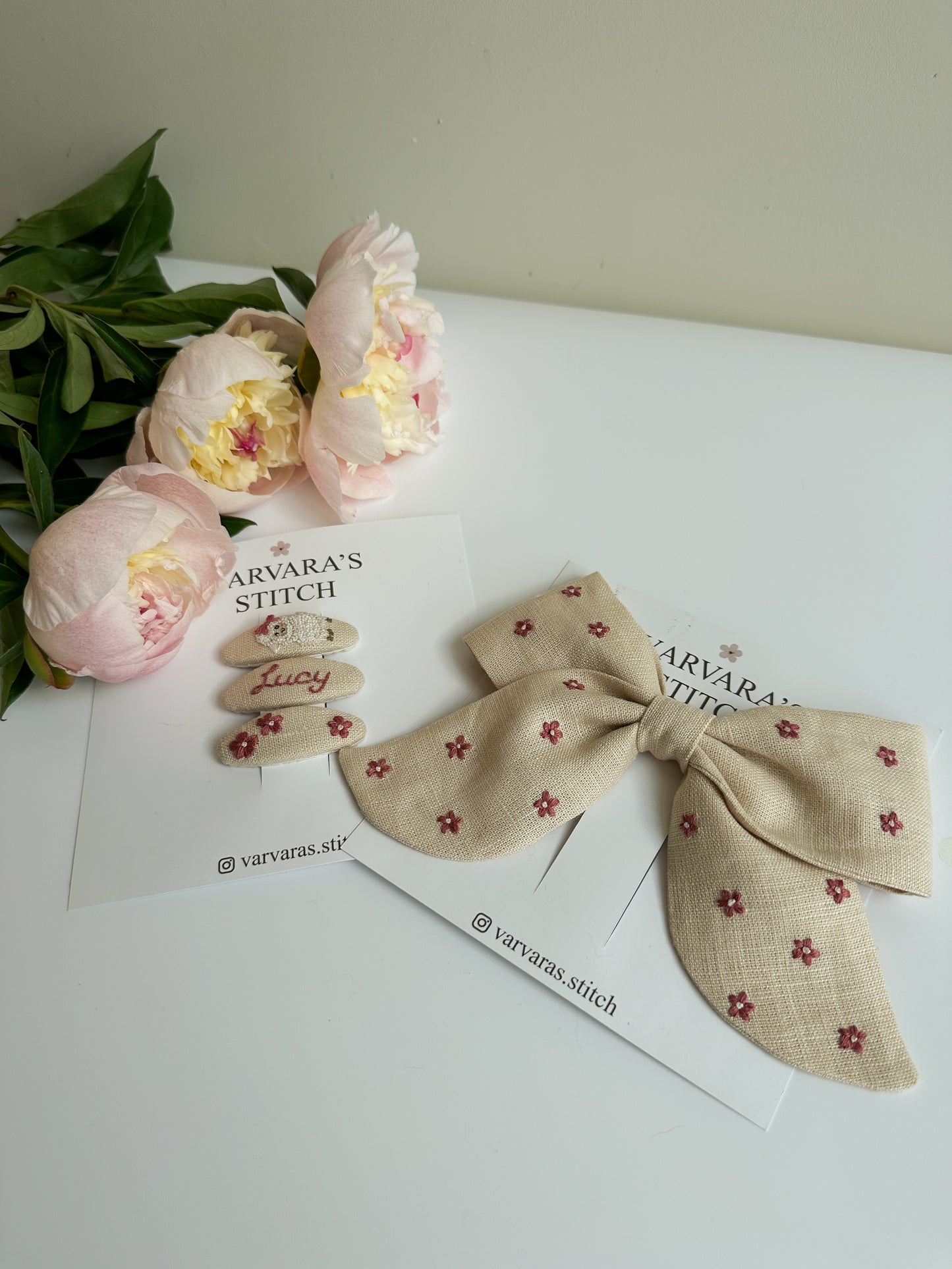 Personalized Linen Hair Accessories Set for Toddler Girls | Beige 3 Embroidered Hair Clips & Floral Bow 🎁 🚚 Free Shipping from Ukraine🇺🇦