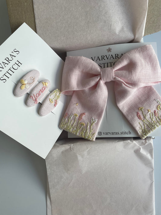 Personalized Linen Hair Accessories Set for Toddler Girls | Pink 3 Embroidered Hair Clips & Wildflower Bow 🎁 🚚 Free Shipping from Ukraine🇺🇦