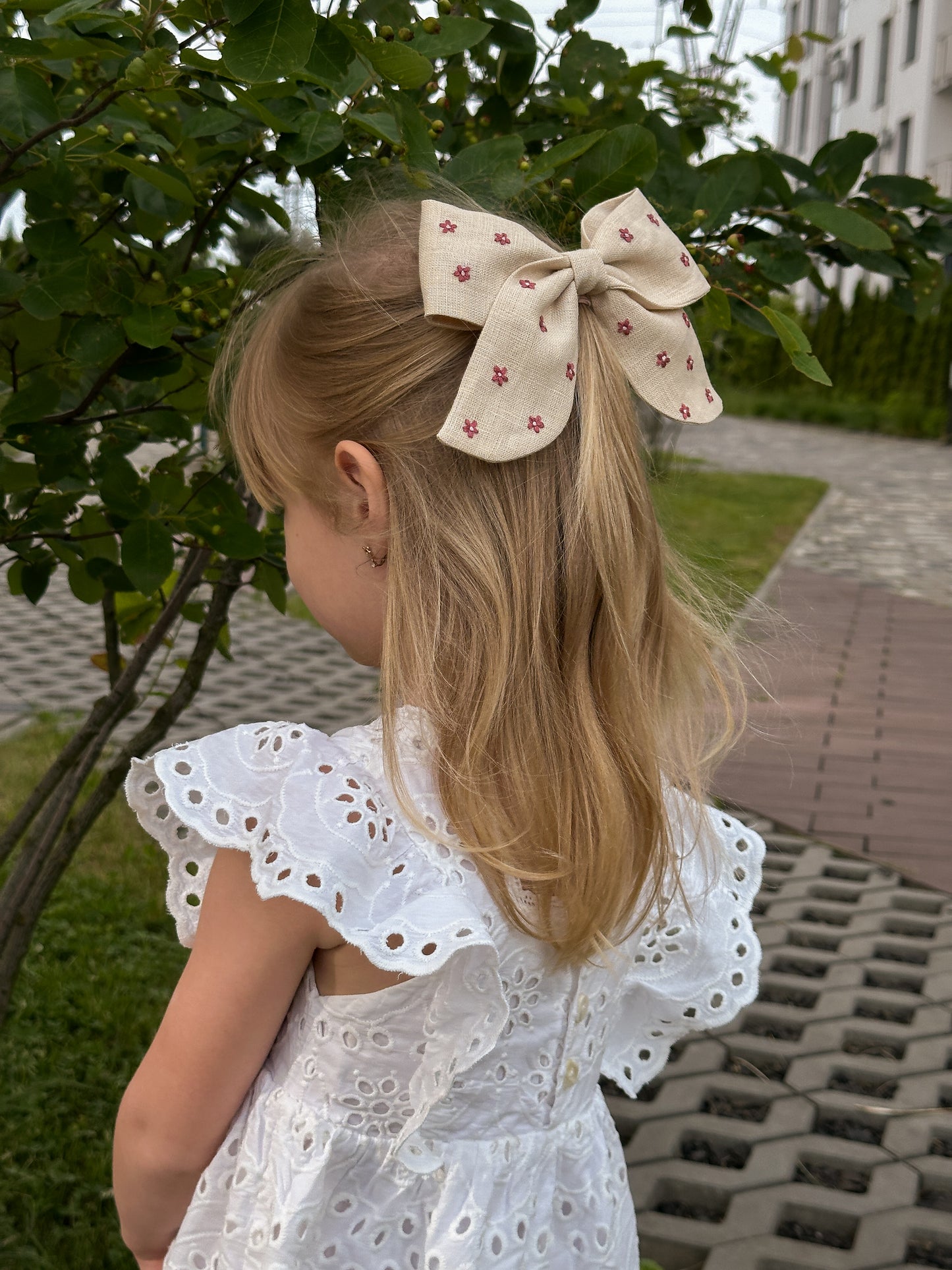 Personalized Linen Hair Accessories Set for Toddler Girls | Beige 3 Embroidered Hair Clips & Floral Bow 🎁 🚚 Free Shipping from Ukraine🇺🇦