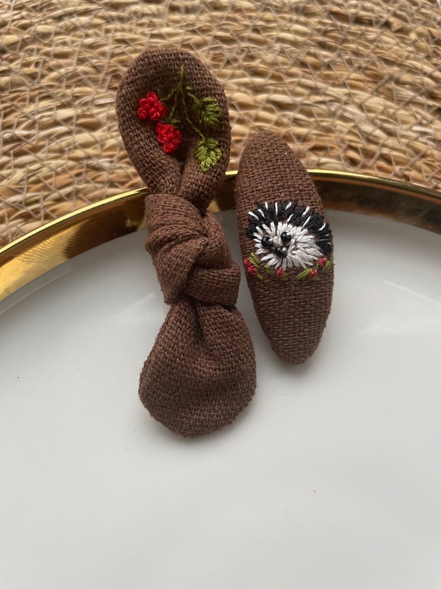 Embroidered Linen Hair Clips – Hedgehog & Raspberry Set 🚚 Free Shipping