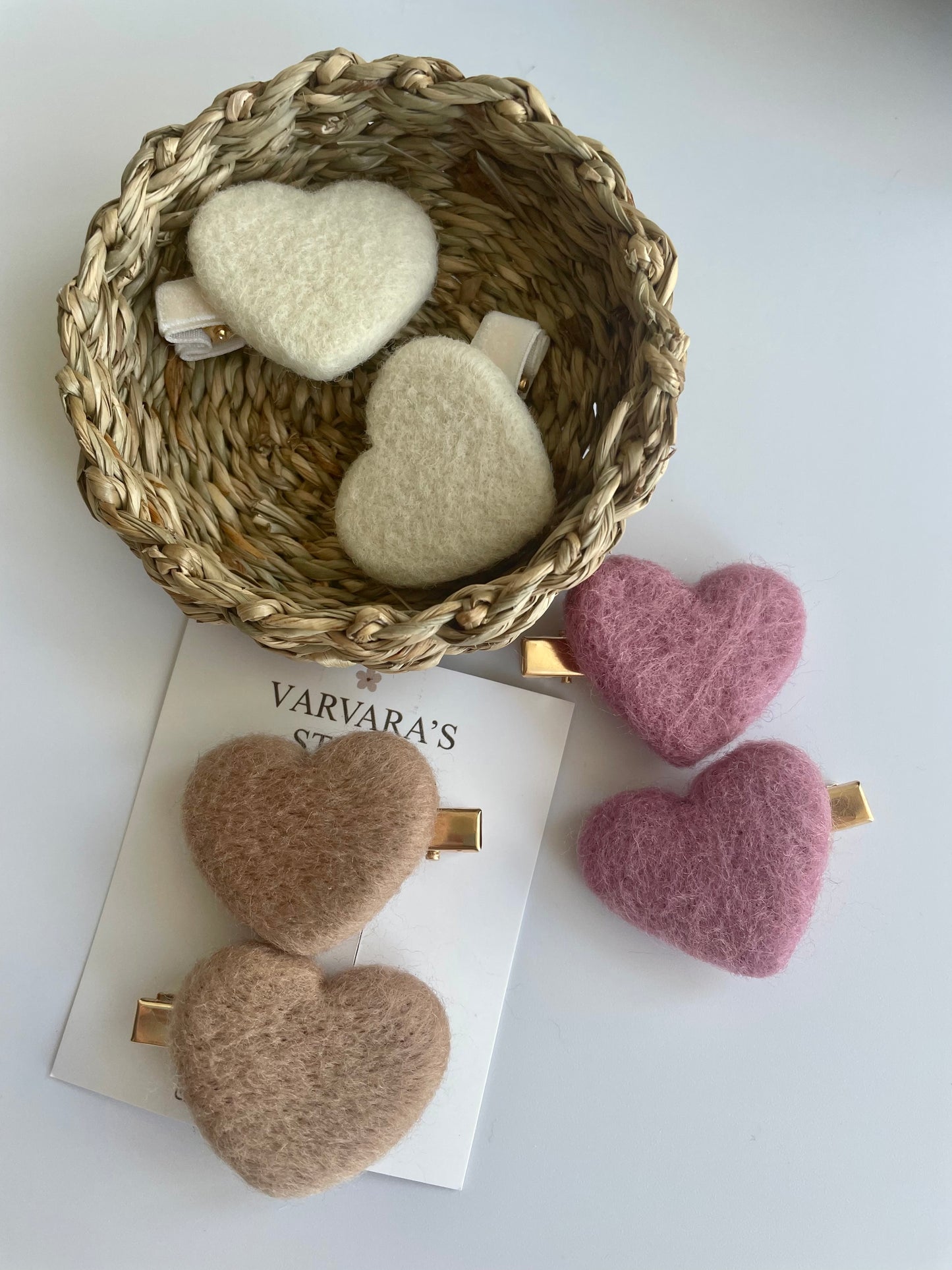 Set of 2 Beige Wool Heart Hair Clips for Girls – Handmade 🚚 Free Shipping from Ukraine🇺🇦