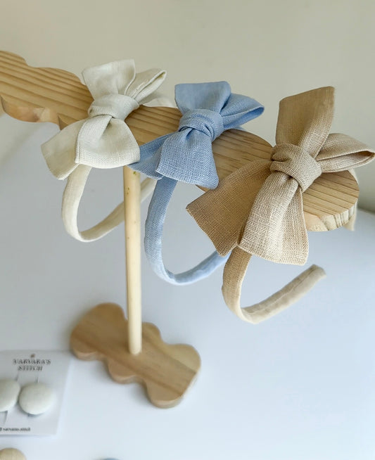 Everyday Linen Hair Set for Little Girls / One linen bow headband
+2 matching linen hair ties🤍 🚚 Free Shipping
