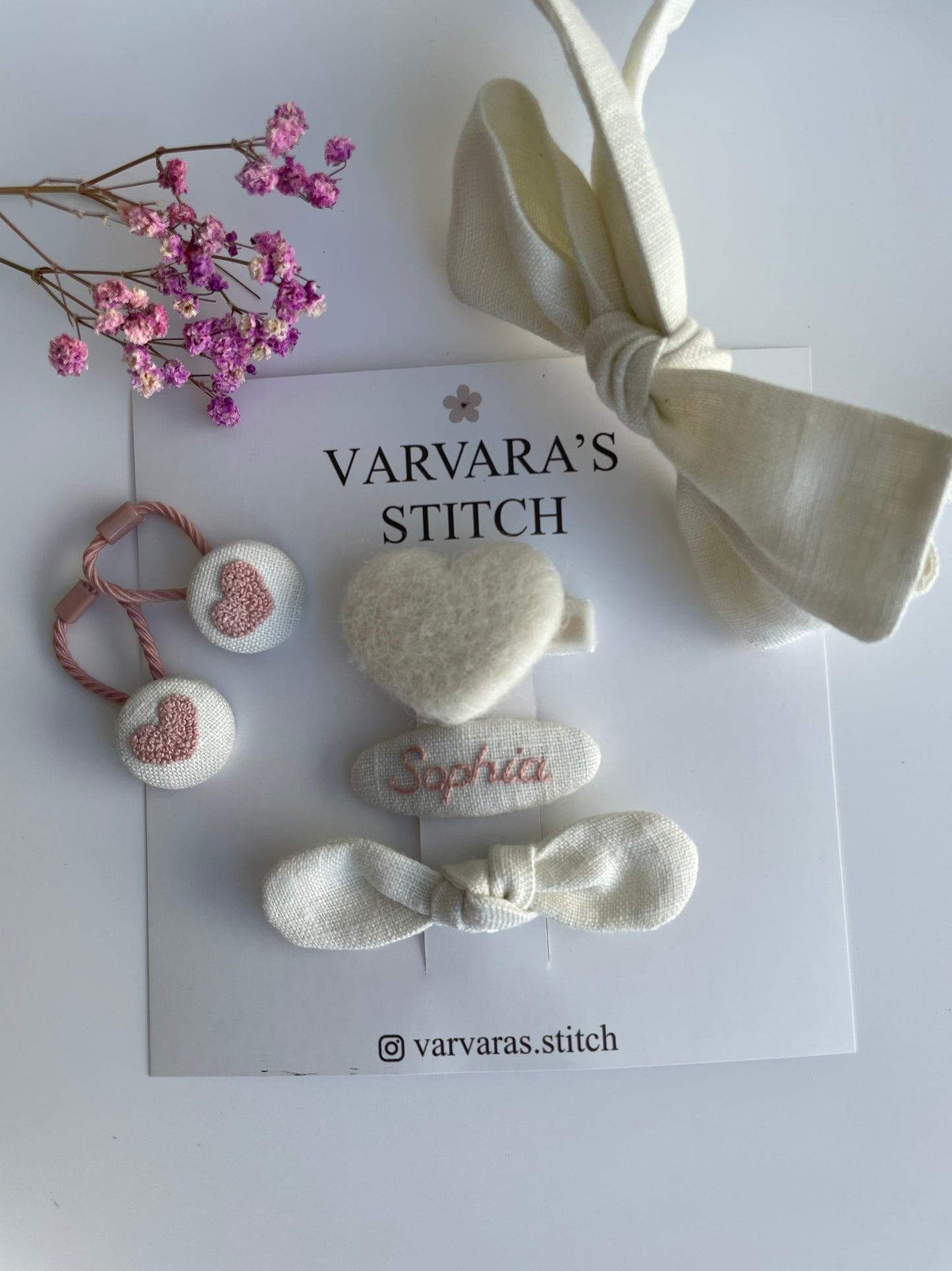 Luxury Personalized Linen Hair Accessories Gift Set for Girls – Headband, Bow Clip & Embroidered Heart Clips