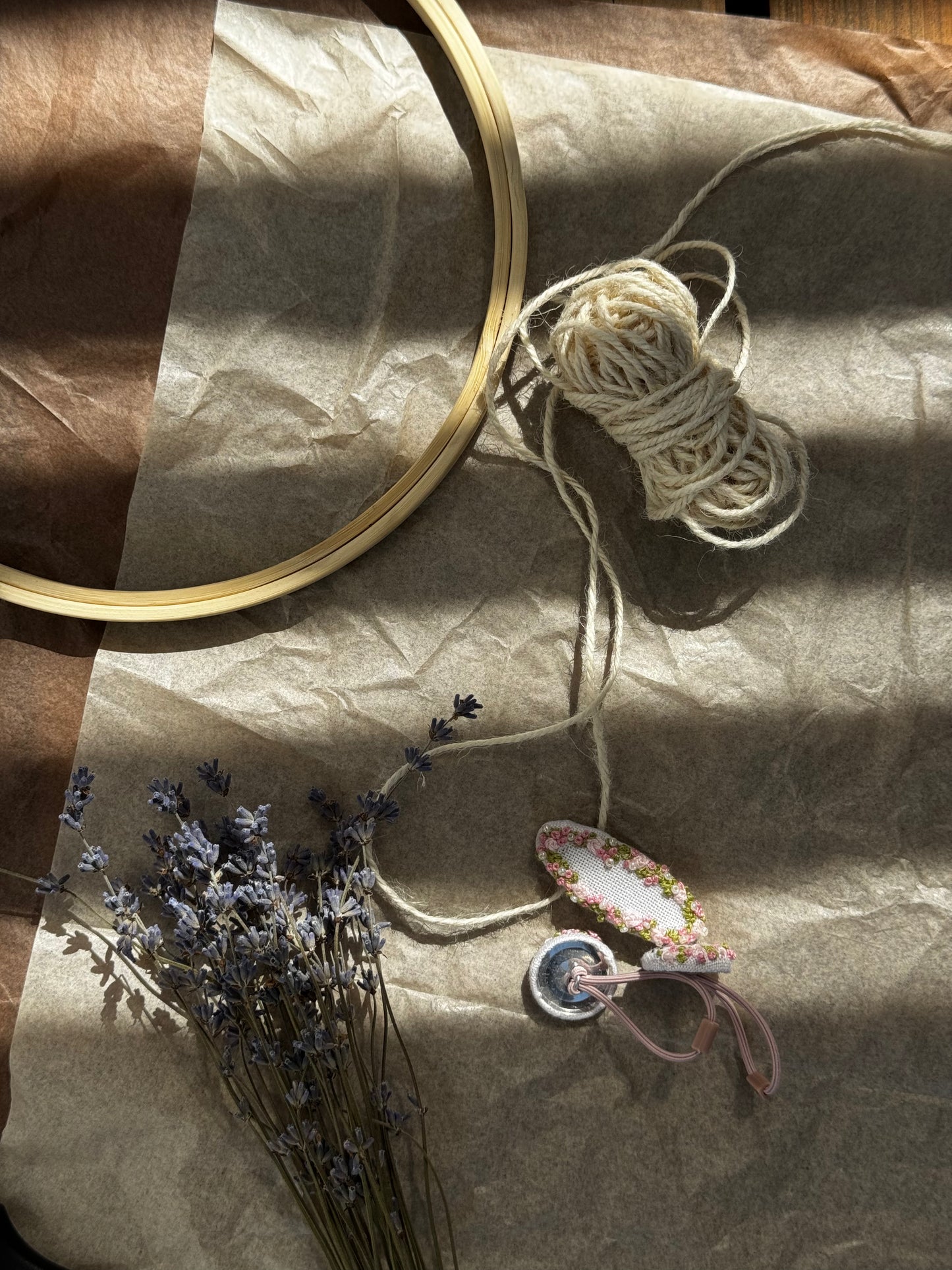 Floral Embroidered Linen Hair Tie & Clip Set 🚚 Free Shipping