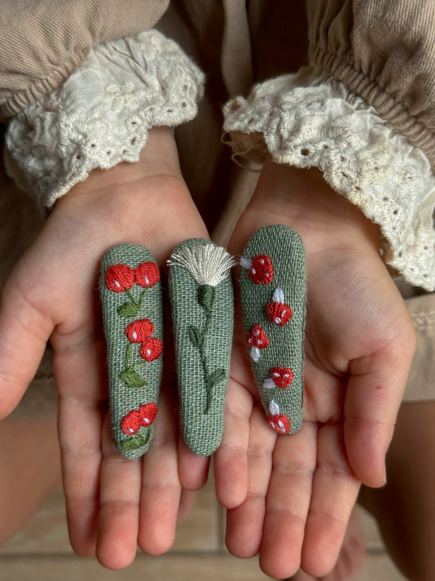 🇺🇸 Handmade Embroidered Linen Hair Clip & Ties Set – Baby Girl Accessories | Ships from USA 🚚 Free Shipping