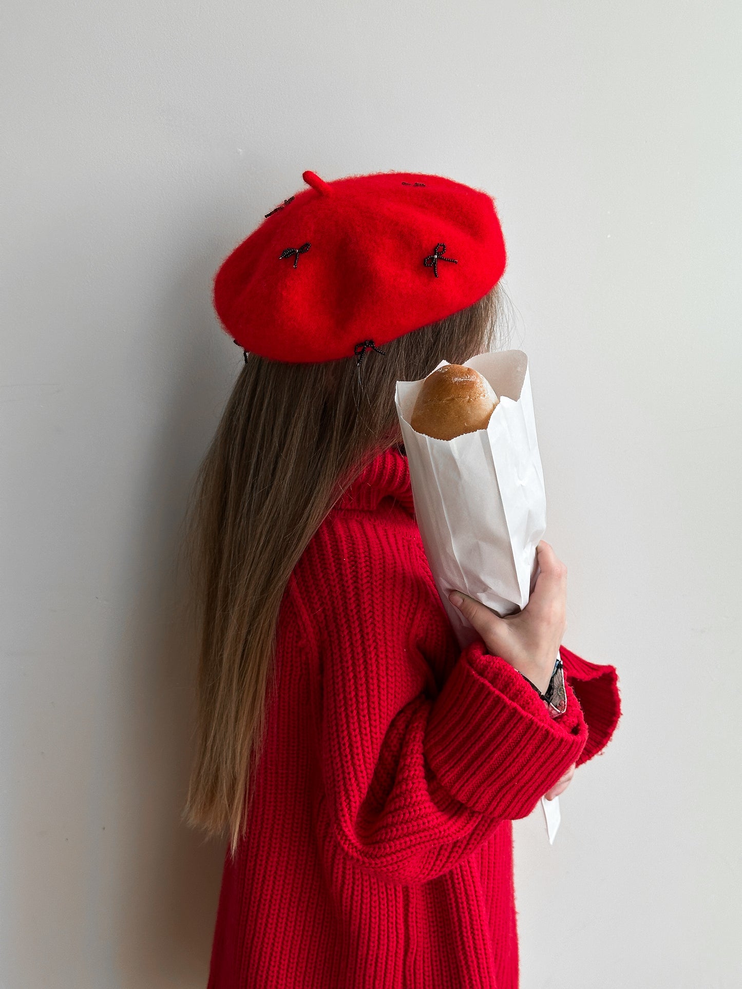 Hand Embroidered Wool Beret for Girls, Beret with Beads Bows 🚚 Free Shipping