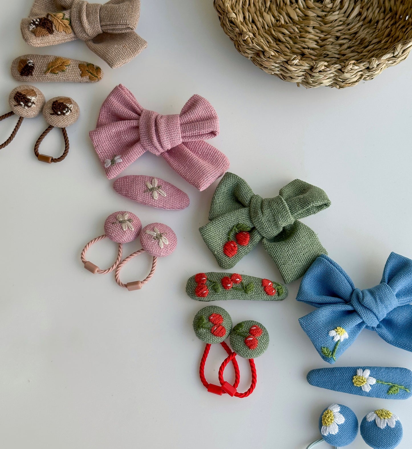 Hand Embroidered Hair Bow, Clip and Elastics: Chery, Daisy, Fly and Acorn Design 🚚 Free Shipping