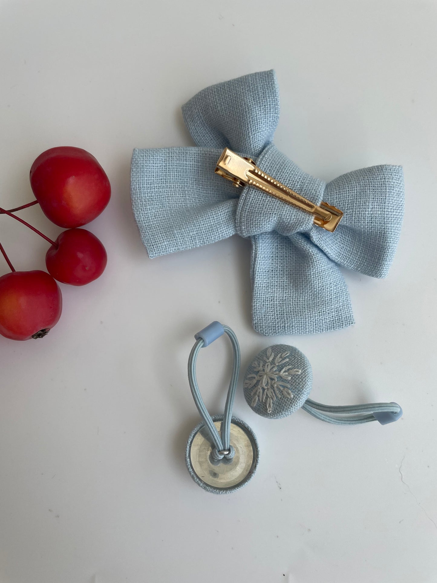 Hand-embroidered Linen Hair Accessories Set, Winter Fruit Design 🚚 Free Shipping