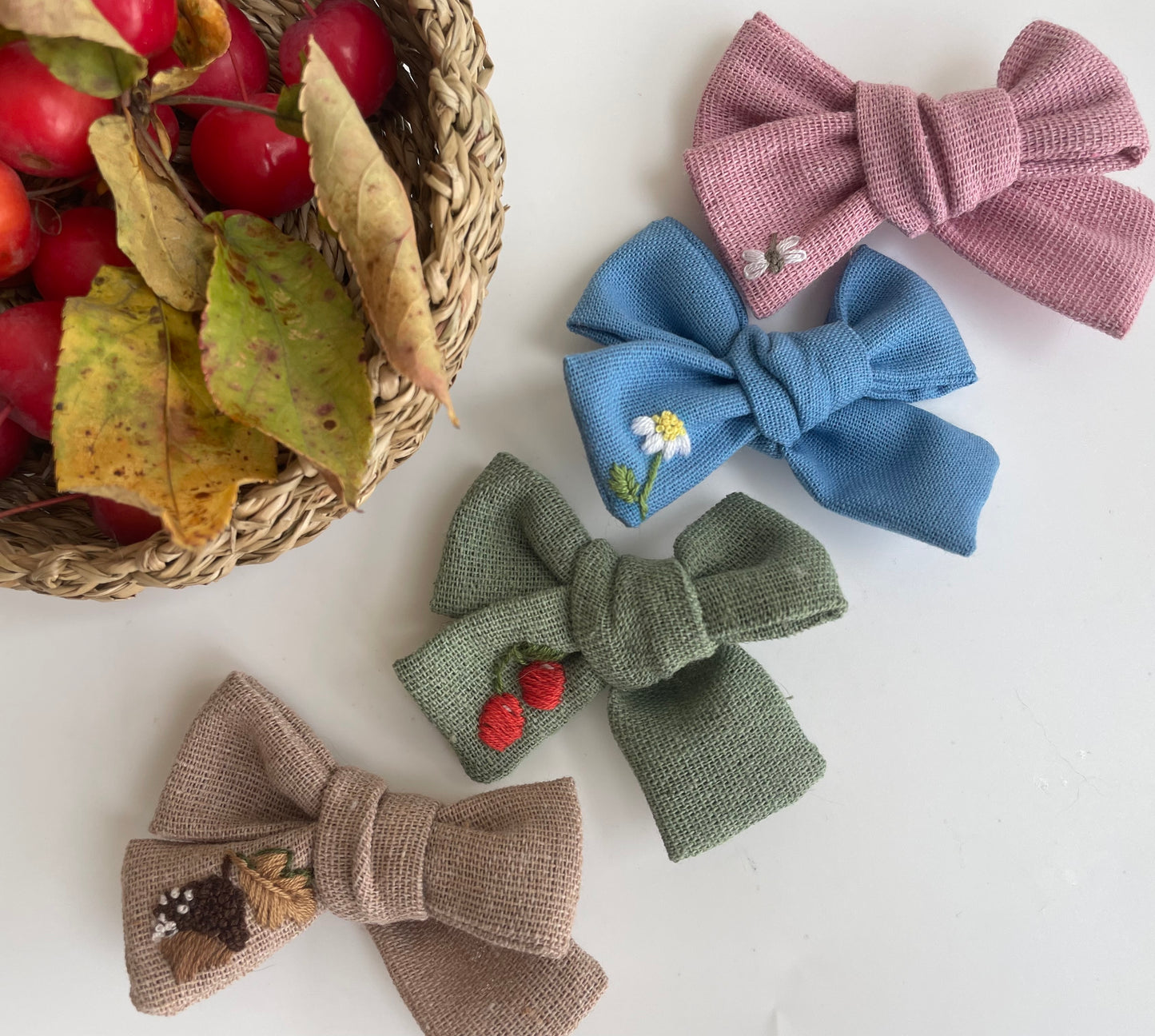 Hand Embroidered Hair Bow, Clip and Elastics: Chery, Daisy, Fly and Acorn Design 🚚 Free Shipping